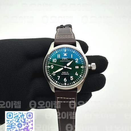 ZF공장 IWC 마크20 그린다이얼 브라운가죽스트랩 Pilot Mark XX IW328205 ZF 1:1 Best Edition Green Dial on Brown Leather Strap A32111
