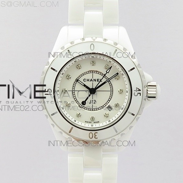 HT공장 샤넬 J12 화이트세라믹 12포인트다이얼 33mm 여성용 세라믹브레이슬릿 솔리드백 J12 33MM WHITE KOREA CERAMIC WHITE DIAL DIAMOND MARKERS ON BRACELET SWISS QUARTZ KOR EAST공장